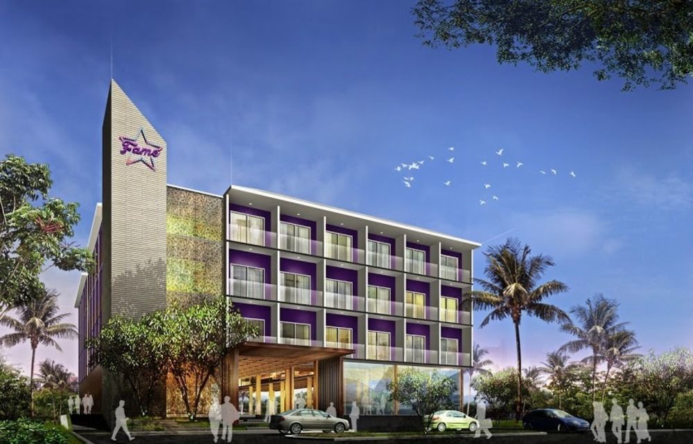 Fame Hotel Sunset Road Kuta  Exterior photo