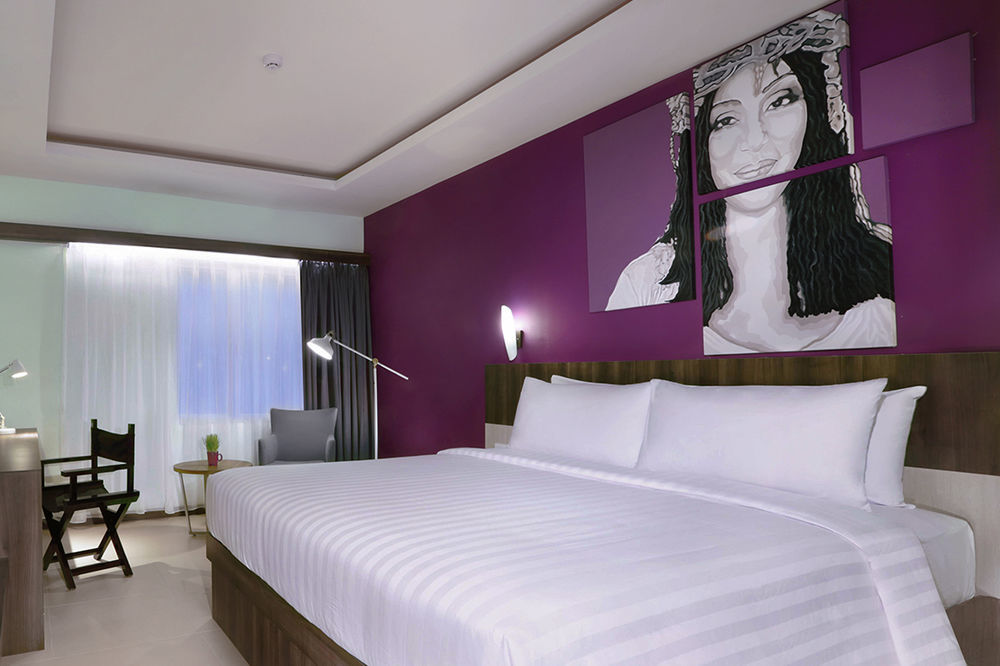Fame Hotel Sunset Road Kuta  Exterior photo